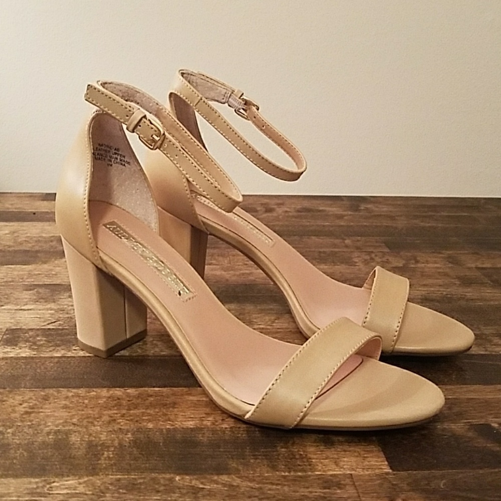 Audrey Brooke Nadine Heels